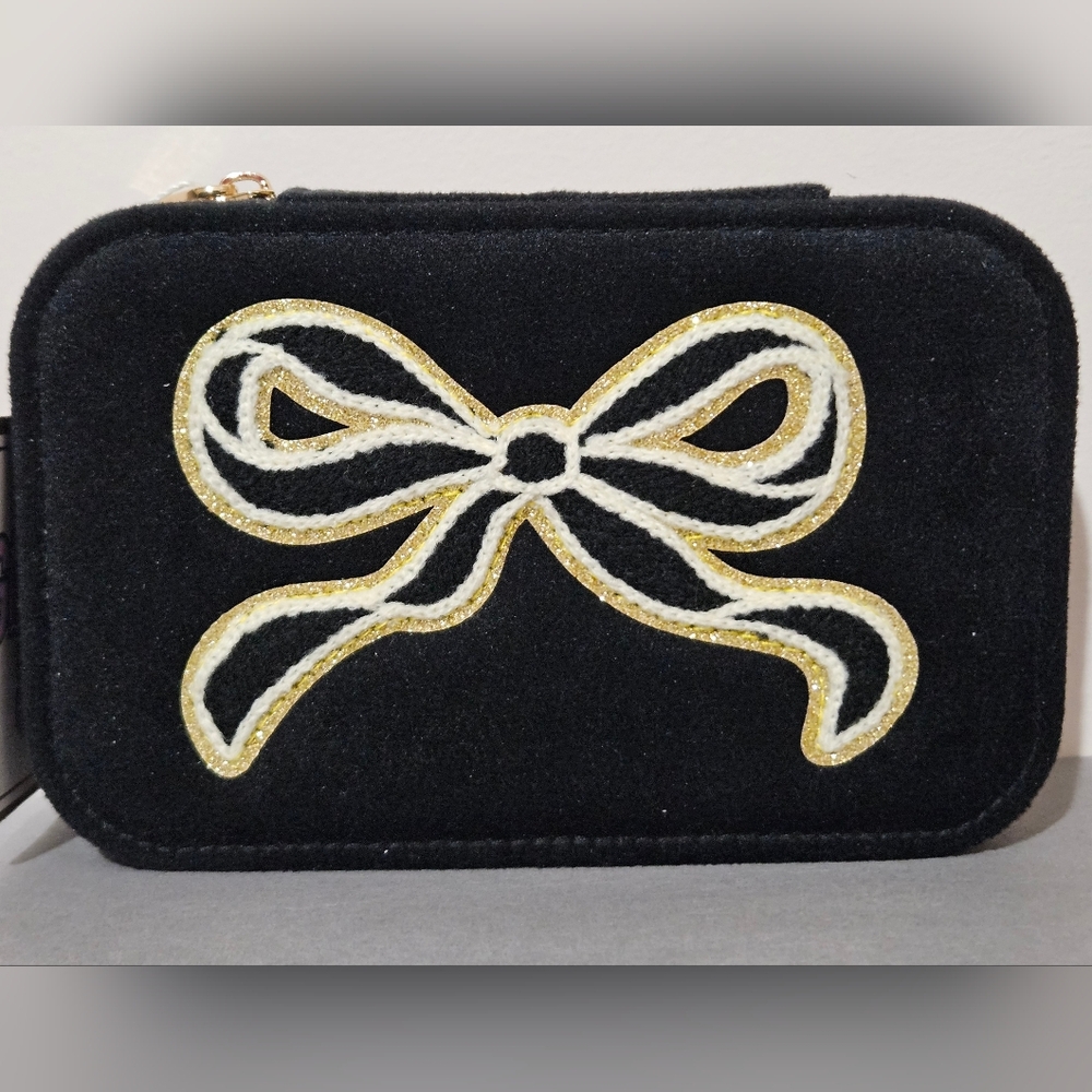 NWT Gloss & Glo Black Travel Jewelry Case With Gold White Bow Embroidered Detail